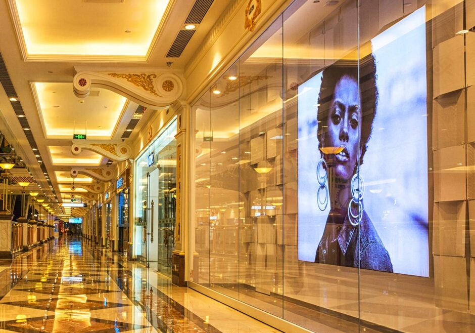 屋内広告におけるデジタルサイネージ活用法